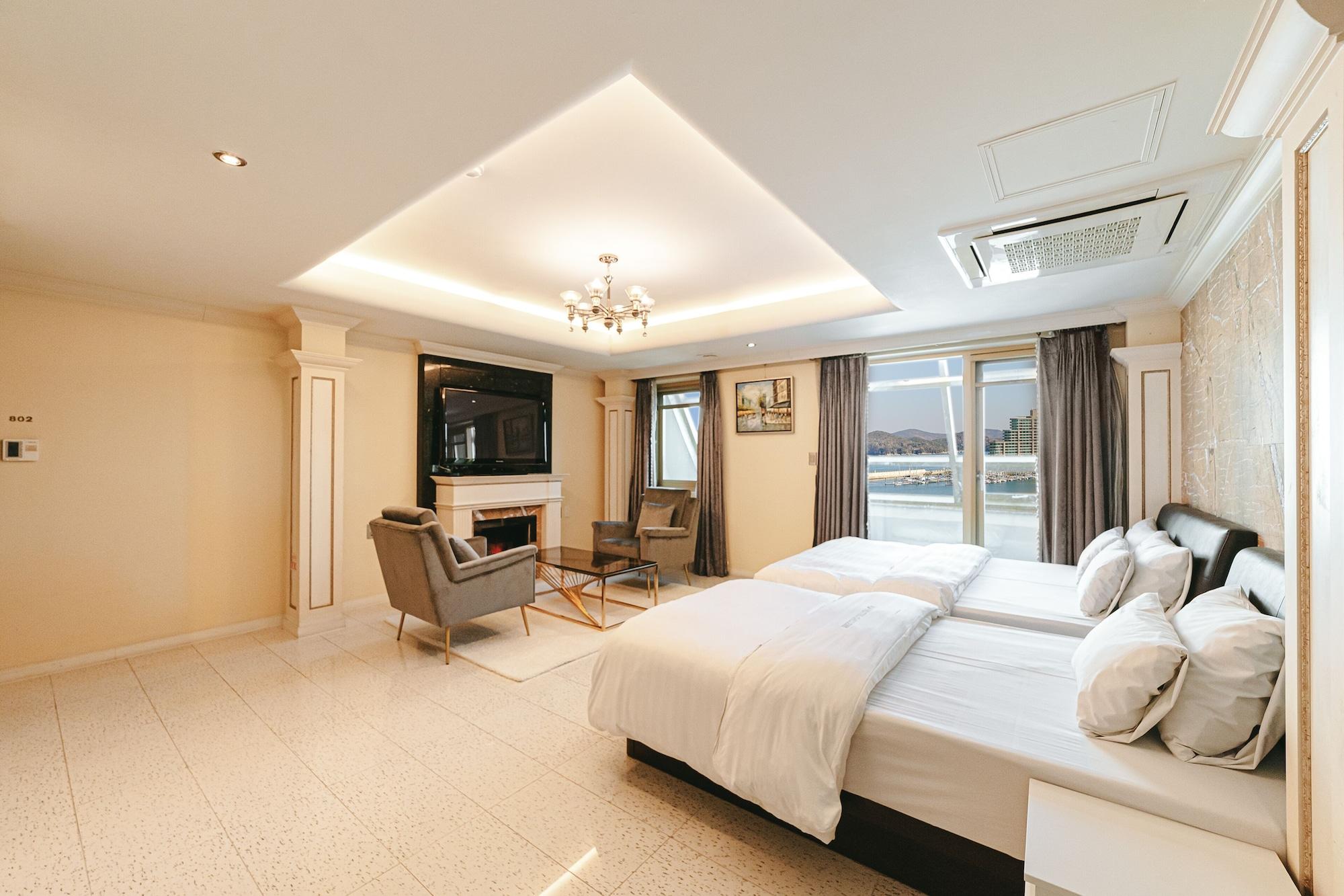 טונגיאונג Gallery Tourist Hotel מראה חיצוני תמונה